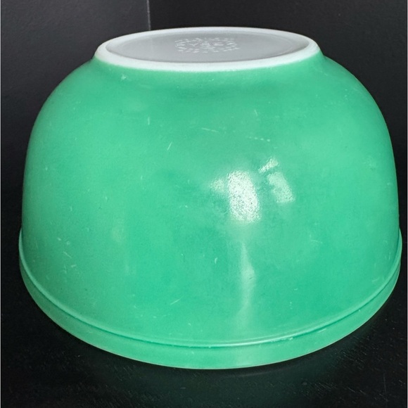 Pyrex 404, 403, 401 Primary Yellow, Green Blue Vintage Nesting Mixing Bowls - Picture 7 of 13